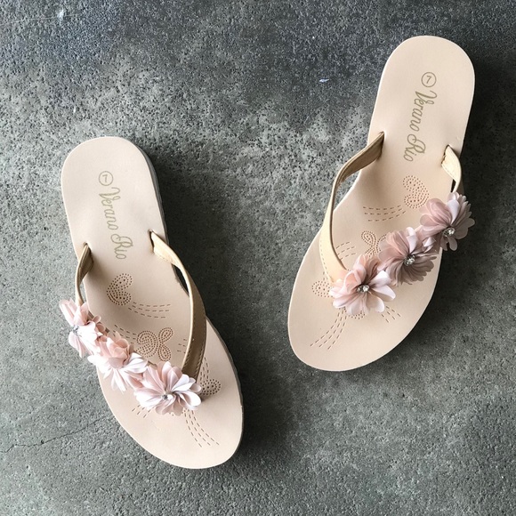 Verano Rio Beige Flower Thong Flip Flop Sandal - Picture 4 of 6